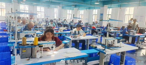 陜亮家園服裝廠暨商洛學院國力集團博士專家工作站正式揭牌，艾森絲服飾開啟產教融合新篇章